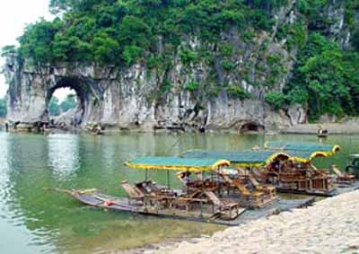 Elephant Trunk Hill(Xiangbishan): 
Guangxi - Guilin; 
Travel in Guilin, Guangxi 