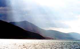 Cangshan Mountain: 
Yunnan - Dali; 
Travel in Dali, Yunnan 